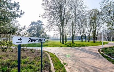 Denk mee over de toekomst van de ligweide aan het zwembad